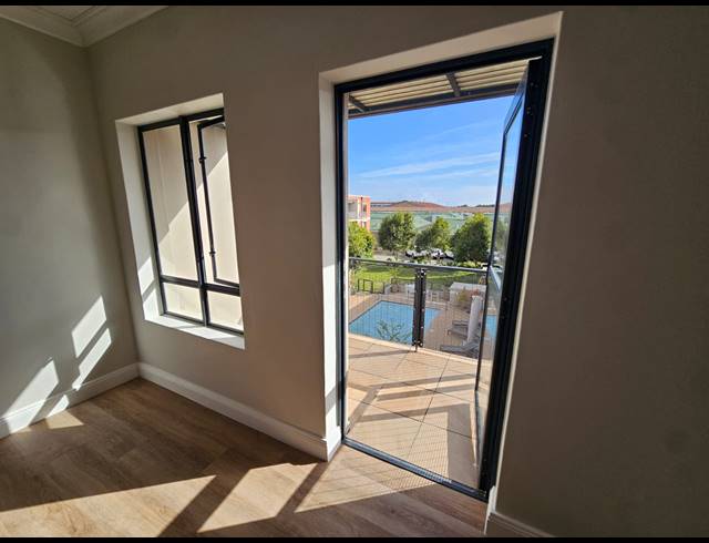 2 BEDROOM APARTMENT FOR SALE IN PINELANDS